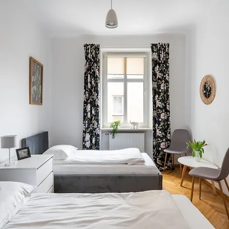 Zakatek Ulica Legionow * Bielsko-Biala